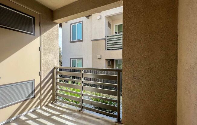 1 bed, 1 bath, 665 sqft, $2,295, Unit 2201