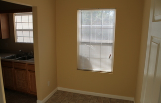 3 beds, 2 baths, $1,600