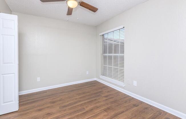 2 beds, 2 baths, 874 sqft, $1,449