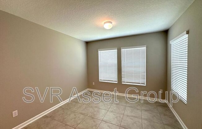 12536 CREEKSIDE MNR DR
