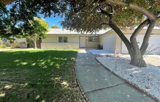 223 W. Iris Ave