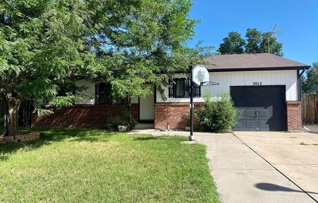 Awesome Home on Cul-du-Sac Near the Foothills!