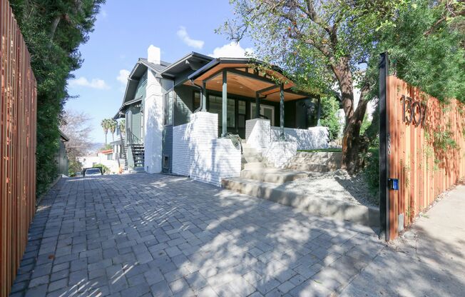 1307 Maltman Ave