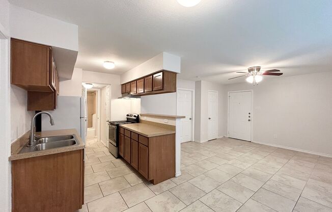 2 beds, 2 baths, $1,375, Unit #1919