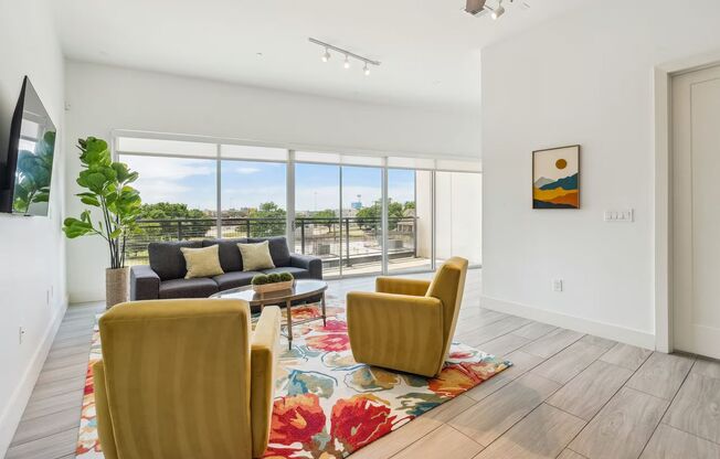 1 bed, 2 baths, $1,799, Unit 416