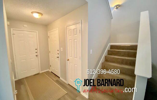 Available July 27: Spacious 3 Bedroom, 2.5 Bath Duplex with Garage