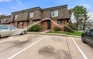 3 beds, 3.5 baths, $2,400