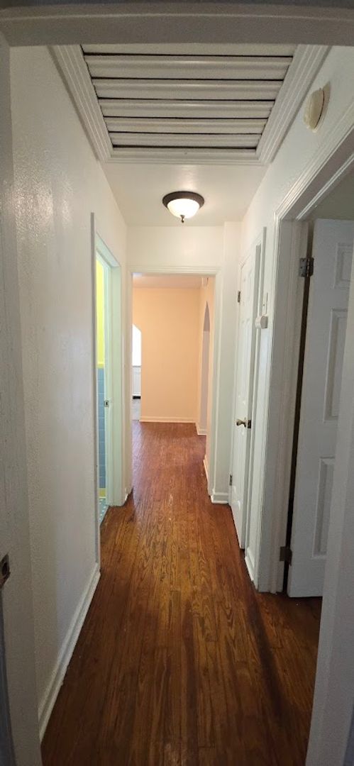 2 beds, 1 bath, $1,425