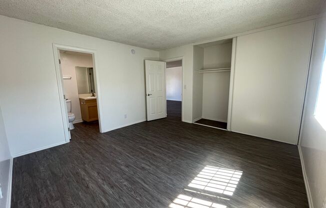 2 beds, 1.5 baths, 866 sqft, $2,825, Unit 811P5