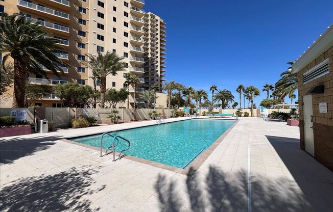 High Rise Condo in One Las Vegas- 4 bedrooms, 3.5 Baths- 2872 Sq. Feet