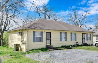 2 Bedroom, 1 Bathroom Duplex in Gallatin! MOVE IN SPECIAL: FIRST FULL MONTHS RENT FREE!