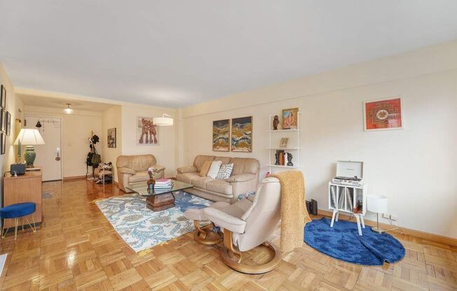 1 bed, 1 bath, 825 sqft, $4,245, Unit E5E