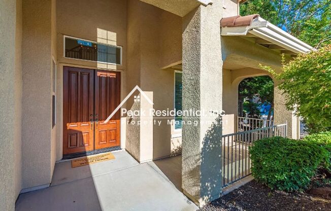 Spacious 6bd/3ba Roseville Home With Pool In Gated Community-Must See