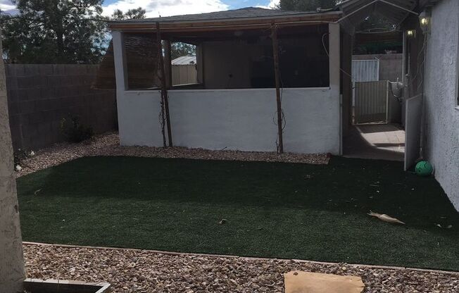 913 Shadow Mountain Pl. (DL)