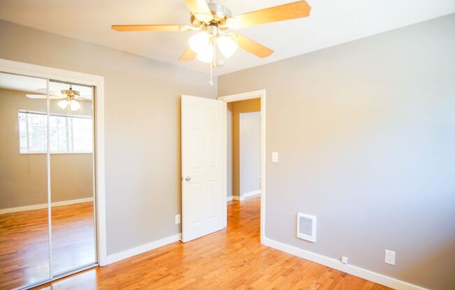 2 beds, 1 bath, $1,575, Unit 04