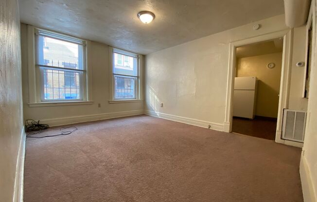 2 beds, 1 bath, $1,505, Unit 345201