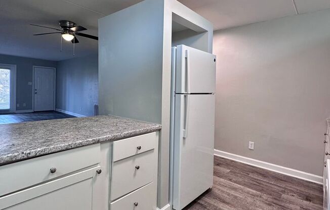 2 beds, 1 bath, 980 sqft, $1,493, Unit 155H