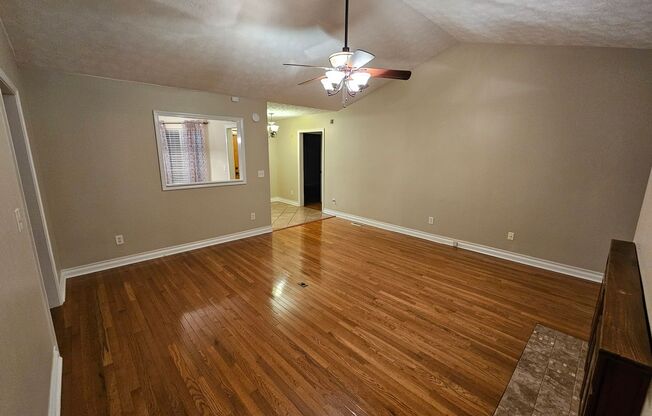 3 Bedroom home in the Northfield subdivision available in time for the Holidays!