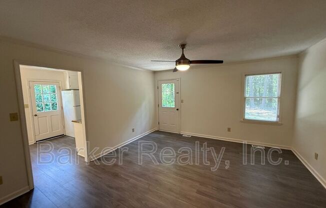 1506 MACDONALD AVE