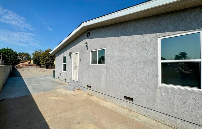 El Cajon 4 Bedroom/1 Bath with Huge Lot for Parking or Storage