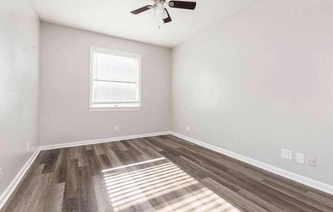 1 bed, 1 bath, $850, Unit 220