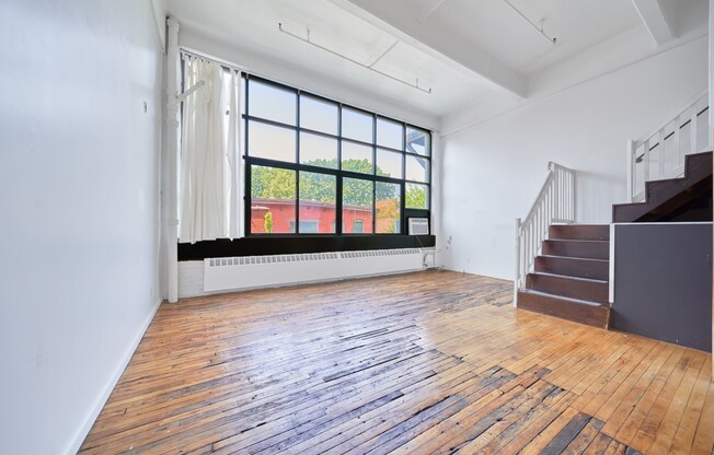 5 DELAVAN ST