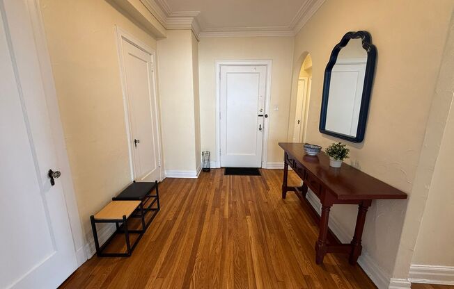 2 beds, 2 baths, 1,303 sqft, $3,000, Unit 601