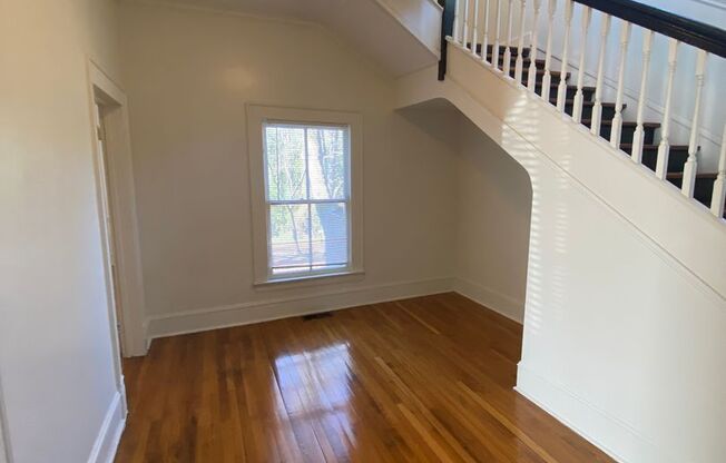Spacious Historic 3 Bedroom 3 Bathroom House + Office in Lakewood / All Appliances / HUGE yard