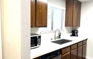 2 beds, 2 baths, 992 sqft, $2,505, Unit 168 (Furnished)
