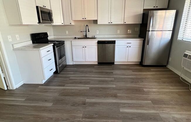 1 bed, 1 bath, 500 sqft, $1,250, Unit F4