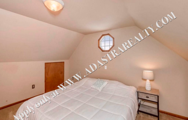 3 beds, 2 baths, $2,195