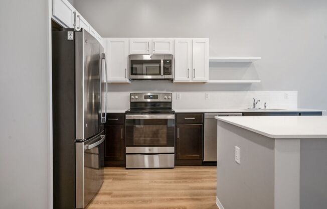 1 bed, 1 bath, 700 sqft, $1,500