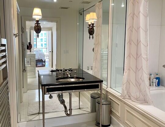 2 beds, 3 baths, 2,089 sqft, $8,500, Unit 1402