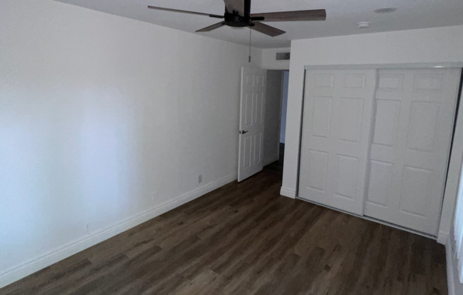 Modern 2-Bedroom Apartment in Gated Van Nuys Community – Fully Remodeled!