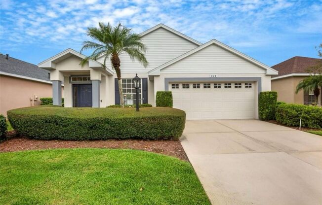 Beautifully 3-Bedroom 2-Bath Home with Pool in Greenfield Plantation