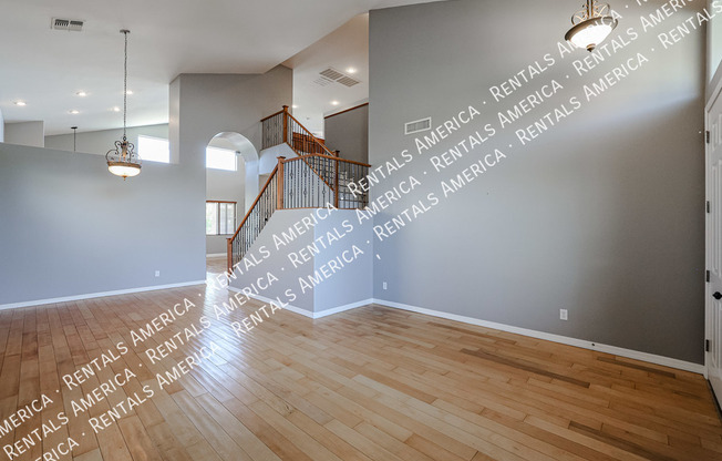 2437 W RED RANGE WAY