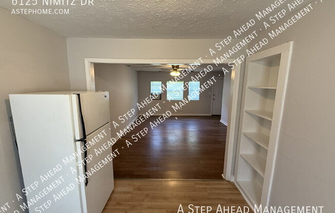 6125 NIMITZ DR