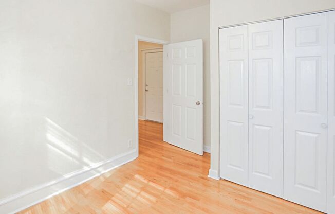2 beds, 1 bath, 875 sqft, $2,100, Unit 1615-1