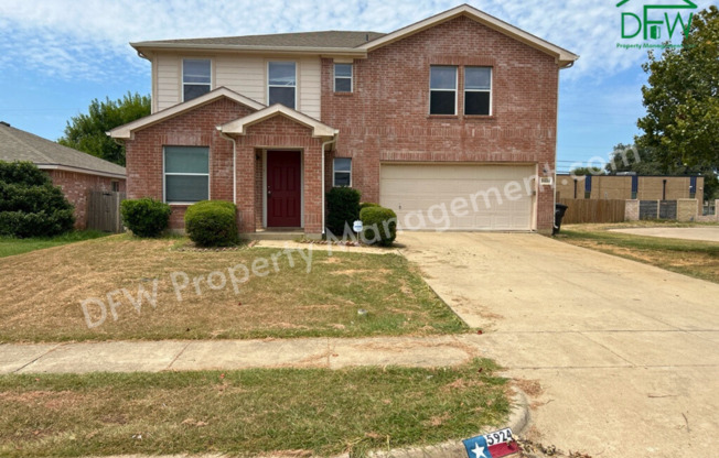 3 beds, 2.5 baths, $2,195