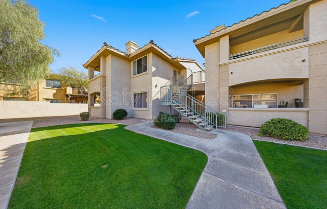 2 beds, 1 bath, 855 sqft, $1,500, Unit Apt 1053