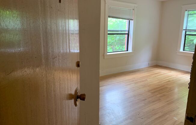 Studio, 1 bath, 352 sqft, $995, Unit 47