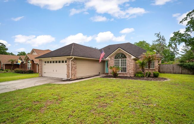 Mandarin Home with 3 bedroom PLUS an office and fully fenced back yard