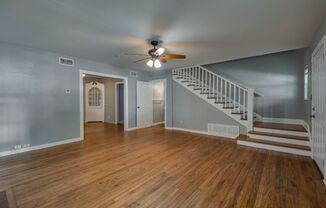 4 beds, 4.5 baths, $3,800, Unit 3608 Kell St.