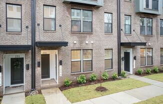 2 beds, 2.5 baths, $2,295, Unit UNIT 101