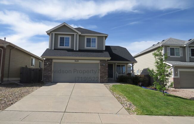 Charming 3 Bedroom House in Stetson Hills