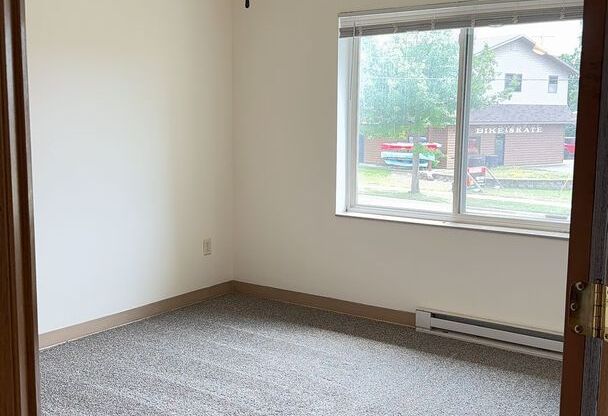 3 beds, 2 baths, 1,200 sqft, $1,325, Unit TE218X-247