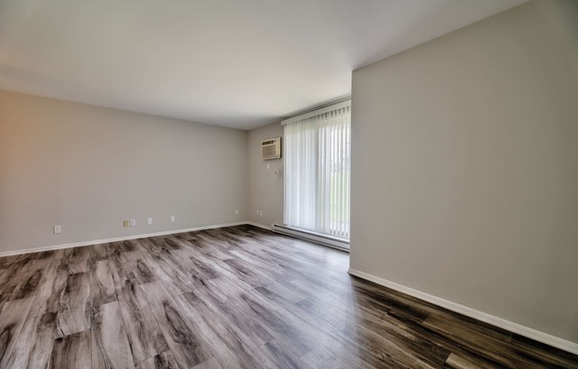 Faux Wood Flooring at Glen Hills Apartments, Glendale