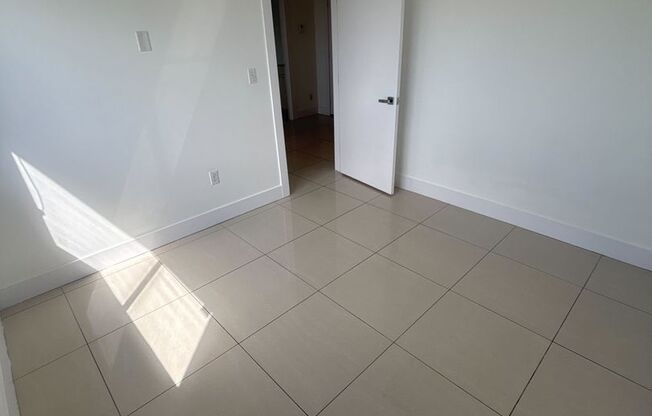 2 beds, 1 bath, 550 sqft, $1,895, Unit 829-309