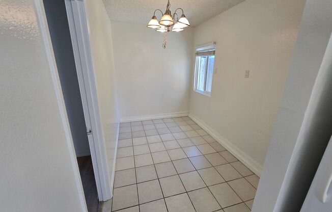 Clairemont  3br, 1 ba. Detached Home.