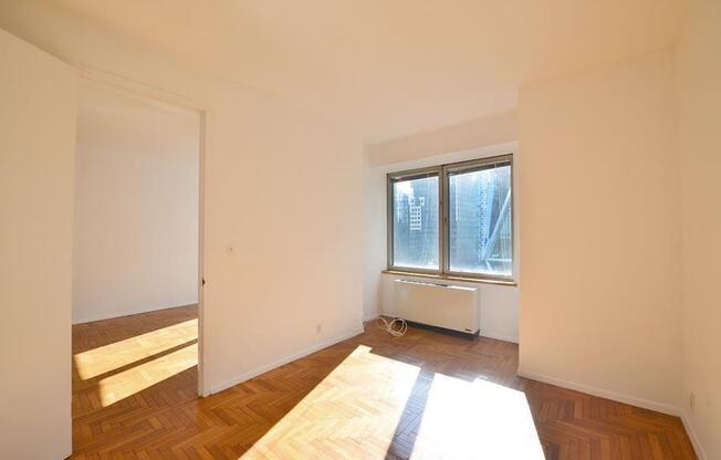 1 bed, 1 bath, 537 sqft, $4,000, Unit 21-F